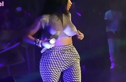 Nicki Minaj naked flashing boobs tits