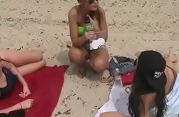 Amateur has sex for some hasty cash 16