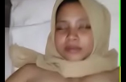 Juvenile Muslim Bride in Hijab Drilled in Pussy
