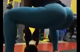 Culo en el gym 2