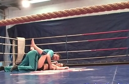 Busty dyke fingered by teen stub wrestling